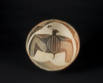 Skål med målade motiv, ca 1060-1110 (keramik med pigment) av Culture Mimbres