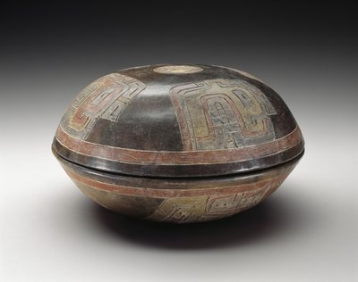 Dubbelskål med abstrakta mönster, 900-200 f.Kr. (lergods med polykrom hartsfärg) av Culture Paracas