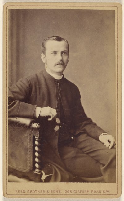 [Oidentifierad man med mustasch, sittande] av David Rees and Brother and Son