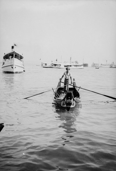 Skrovmål på en sampan vid Penang av David Watkin Waters