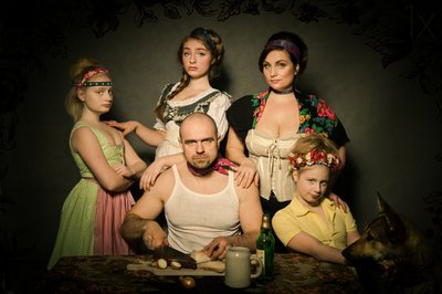 En rustik familjemåltid av Denisa Justusová Šumcová
