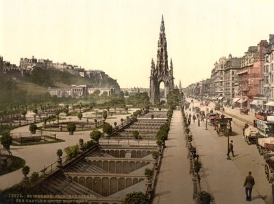 Princes Street, slottet och Scott Monument, Edinburgh, ca 1890-1900 av Detroit Publishing Co.