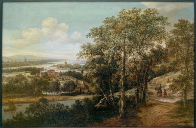Brett flodlandskap med en ryttare och andra figurer i förgrunden av Dionys Verburg