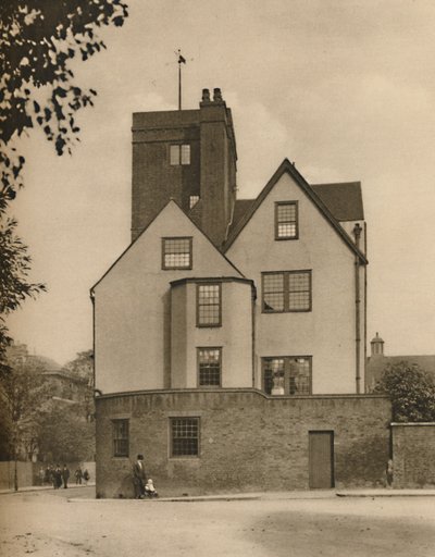 Canonbury Tower, en gammal herrgård som förvandlats till en social klubb, c1935. av Donald McLeish
