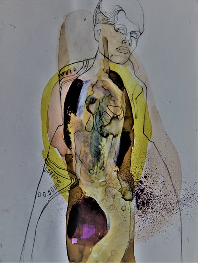 Guldfärgad abstrakt figur av Doris Schmitz