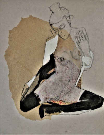 Lugn sittande figur av Doris Schmitz