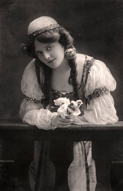 Maie Ash, skådespelerska, 1900-tal. av Dover Street Studios