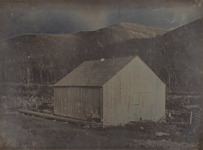 Vy över en lada i New Hampshire av Dr. Samuel A. Bemis