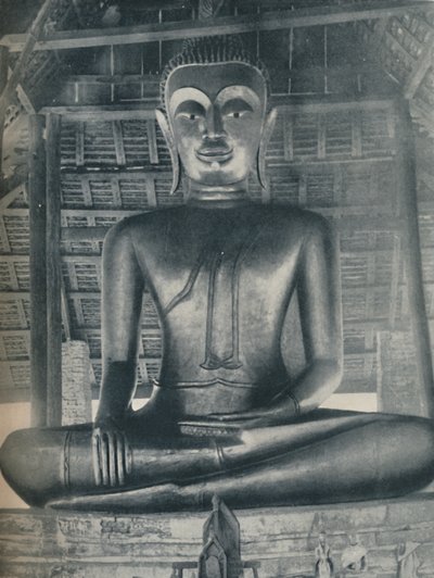 Glory of the Central Shrine i Wat Suthat, Bangkok, c1935 av ENA