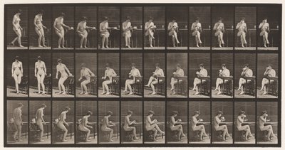 Tallrik 238. Sitter på stol, korsar benen, dricker ur tekopp av Eadweard Muybridge