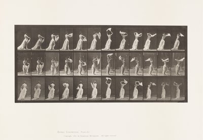 Tallrik 421. Toalett; Kasta näsduk runt axlarna av Eadweard Muybridge