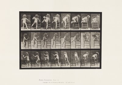 Tallrik 475. Barn, reser sig på stol av Eadweard Muybridge