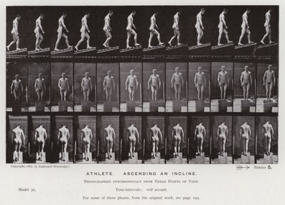 Den mänskliga figuren i rörelse: Idrottsman som stiger uppför en lutning (s/v foto) av Eadweard Muybridge