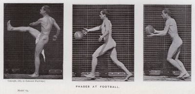The Human Figure in Motion: Phases at football (s/v foto) av Eadweard Muybridge