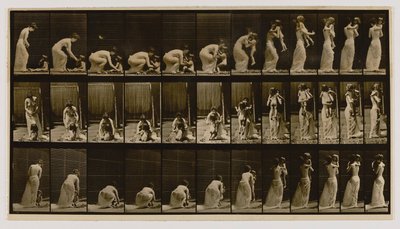 Kvinna lyfter och bär barn, från boken Animal Locomotion av Eadweard Muybridge