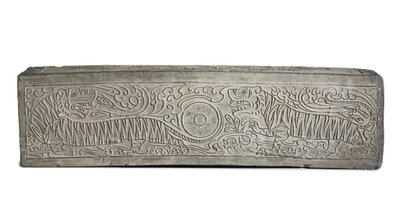 Stort gjutet grått begravningsarkitektoniskt element med två tigrar (keramik) av Eastern Han Dynasty Chinese School