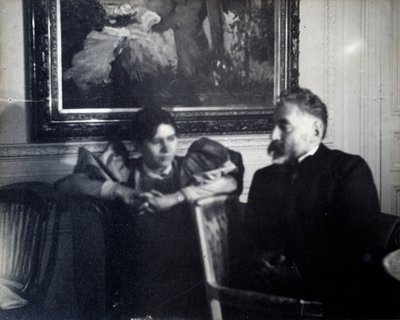 Porträtt av författaren Stephane Mallarme (1842-1898) och Paule Gobillard, brorsdotter av Berthe Morisot" Fotografi av Edgar Degas (1834-1917) 1896 sön. 0,29x0,37 m Paris, musee d