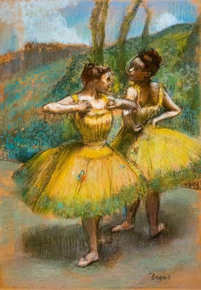 Två dansare i gult. Omkring 1896. Pastell och kol på två pappersremsor. av Edgar Degas