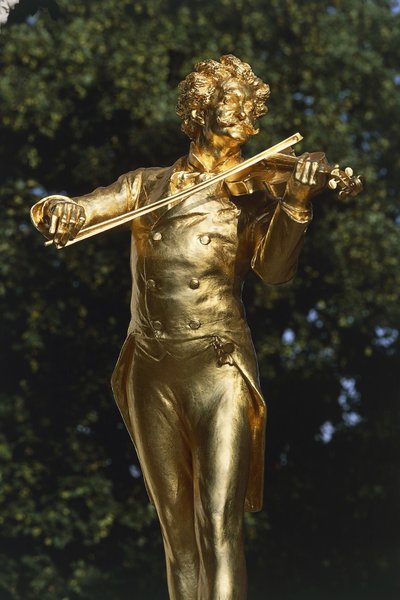 Staty av en musiker, Johann Strauss Staty, Wien, Österrike av Edmund Ritter von Hellmer