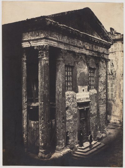 Fasad, Augustus och Livias tempel, Wien, 1851. av Édouard Baldus