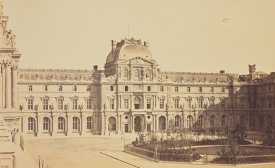 Cour Napoléon och Pavillon Sully sedda från Turgotflygeln i Louvren, Paris av Édouard Baldus
