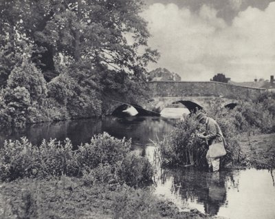 Ovanför stadsbron, Stockbridge (svartvitt foto) av Edward Alfred Barton