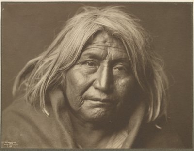 [En apach] av Edward S. Curtis