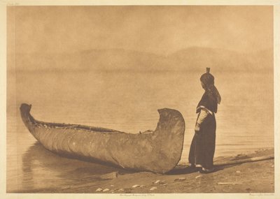 På stranden av sjön - Kutenai av Edward S. Curtis
