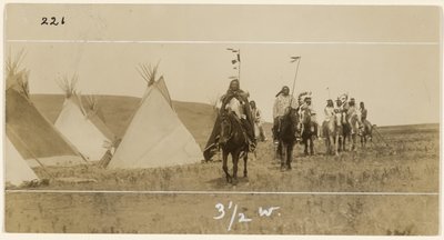 [Ryttare och tipier] av Edward S. Curtis