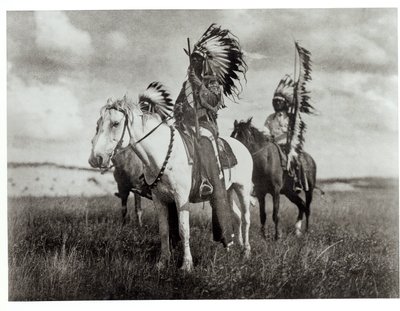 Sioux Chiefs, tallrik från `The North American Indian