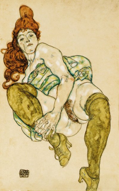 Naken kvinna som knäpper höger ben, 1917 av Egon Schiele