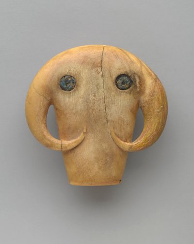 Amulett i form av ett tjurhuvud, ca 3500-3100 f.Kr av Egyptian