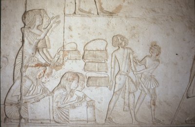 Relief föreställande skriftlärare i arbete, från Horemhebs grav (ca 1323-1295 f.Kr.) Nya riket (väggmålning) (se 218337 för detaljer). av Egyptian 18th Dynasty