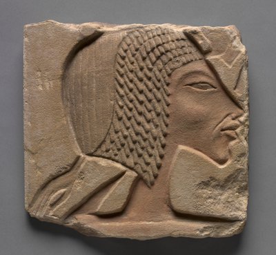 Talatat: Porträtt av Nefertiti, c.1353-1347 f.Kr av Egyptian 18th Dynasty