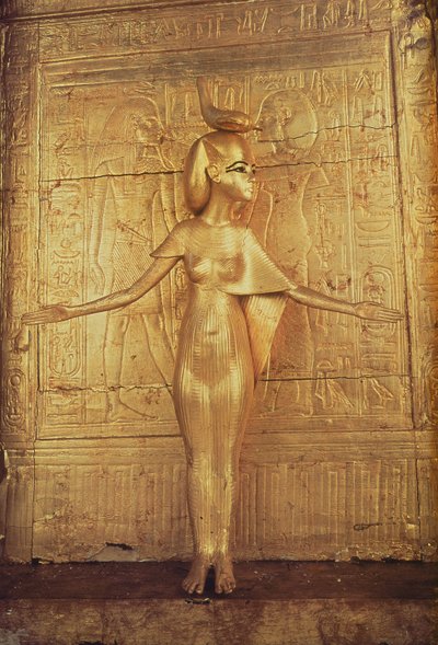 Gudinnan Selket på den baldakina helgedomen, från Tutankhamons grav (ca 1370-1352 f.Kr.) Nya kungariket (förgyllt trä) (se även 228567) av Egyptian 18th Dynasty