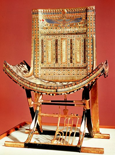 Faraonernas kyrkliga tron, från Tutankhamons grav (ca 1370-52 f.Kr.) Nya kungariket (inlagt trä) (se även 59232) av Egyptian 18th Dynasty
