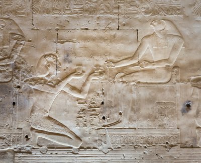 Basrelief, tempel av Seti I, Abydos, Egypten av Egyptian 19th Dynasty
