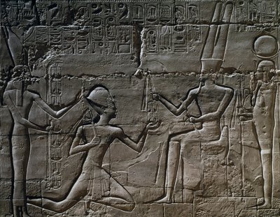 Ramses II framför Amun-Ra, relief, Stora hypostylhallen, Amuntemplet, Karnaks tempelkomplex (Unescos världsarvslista) av Egyptian 19th Dynasty