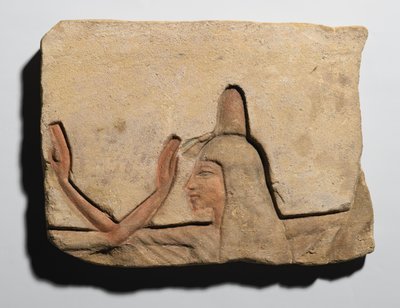 Skiva föreställande en kvinna med en rökelsestrut, New Kingdom, ca 1352-1336 f.Kr. (sandsten) av Egyptian 19th Dynasty