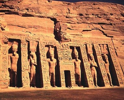 Drottning Nefertaris tempel, även tillägnat Hathor av Abshek, och kallat det lilla templet, New Kingdom, av Egyptian 19th Dynasty