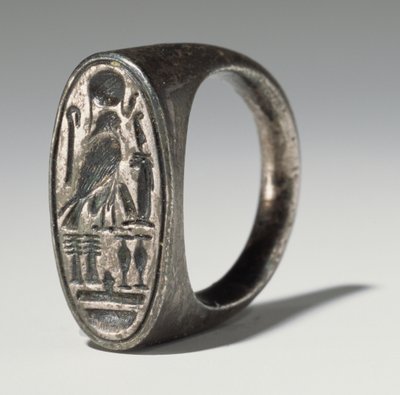 Ring som tillhör Ramses IV (1153-1147 f.Kr.) Nya kungariket (silver) av Egyptian 20th Dynasty