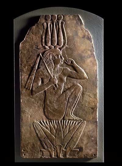 Plakett av Iuput II som barngud som stiger upp ur en lotusblomma (fajans) av Egyptian 23rd Dynasty