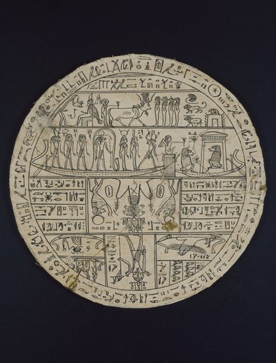 Amuletisk disk (hypocephalus) gjord för Tasheritenkhonsu, c.664-525 f.Kr. (linne och gips) av Egyptian 26th Dynasty