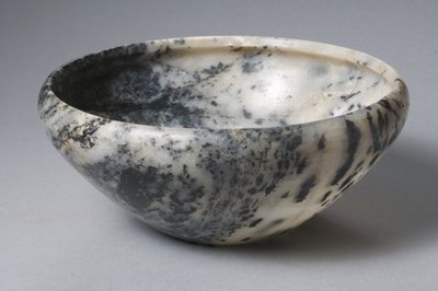 Egyptisk skål, tidig dynastisk period (gnejs) av Egyptian 2nd Dynasty