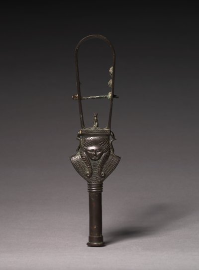 Arched Sistrum, 380-343 f.Kr av Egyptian 30th Dynasty