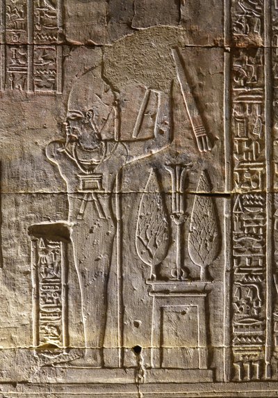 Farao och hans attribut, Horustemplet i Edfu av Egyptian Egyptian