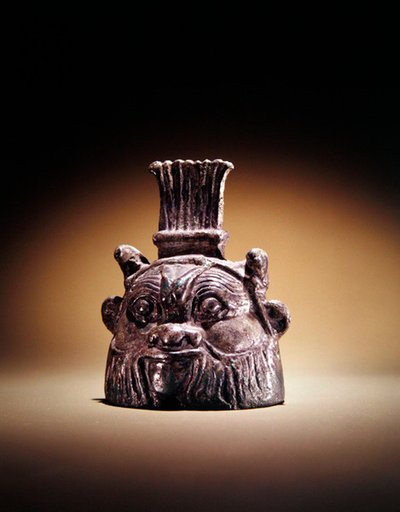 Klockan i form av Bes (brons) av Egyptian Ptolemaic Period