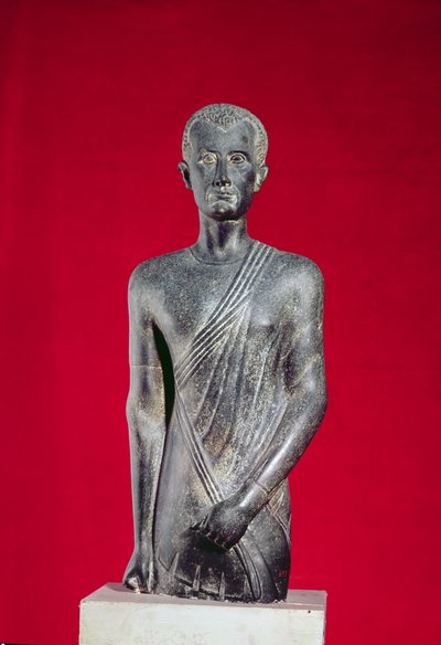 Staty av Hor, från Alexandria, c.40 f.Kr. (basalt) av Egyptian Ptolemaic Period