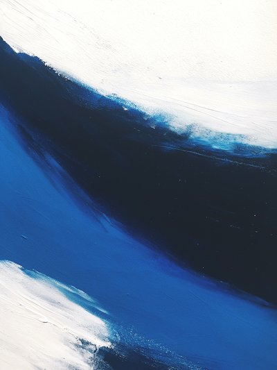 Deep Blue Wave – abstrakt av Ejaaz Haniff