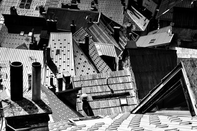 Geometriska stadstak av Elena Raceala
